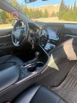 تۆیۆتا کامری